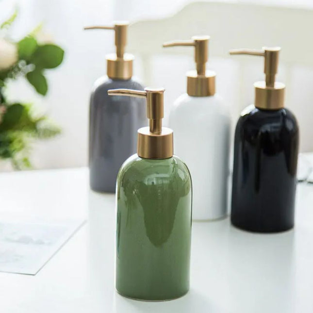 Groene keramische zeepdispenser voor badkamer