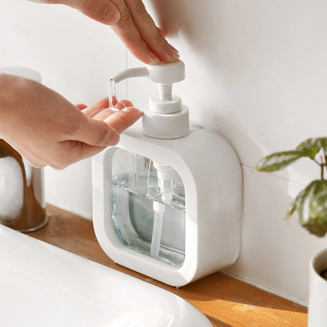 Moderne witte zeepdispenser voor handzeep