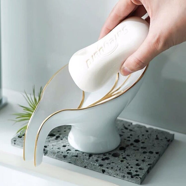 Keramieken zeepbakje in bladvorm