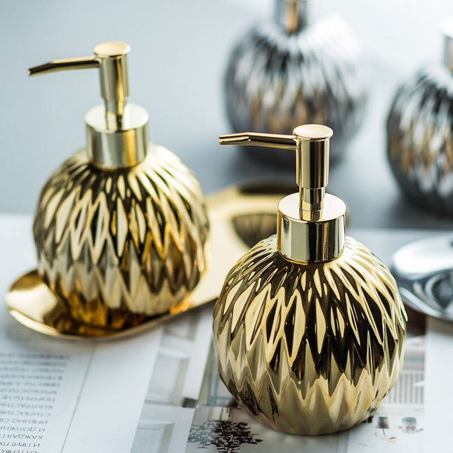 Goudkleurige design zeepdispenser voor badkamer