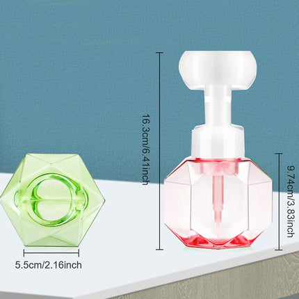 Zeepdispenser met schuim in bloemvorm