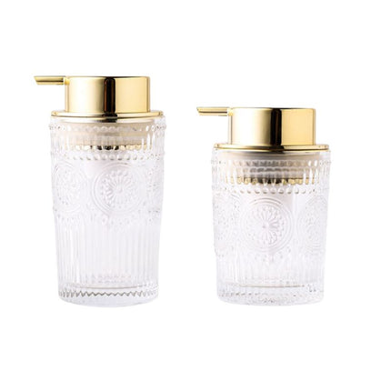 Glazen zeepdispenser met gouden pomp
