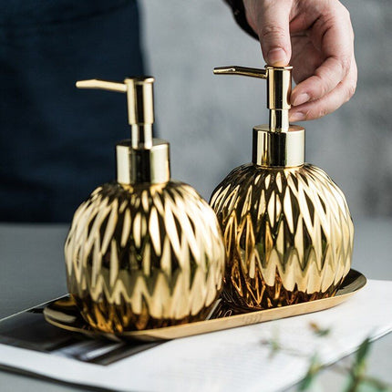 Goudkleurige design zeepdispenser voor badkamer